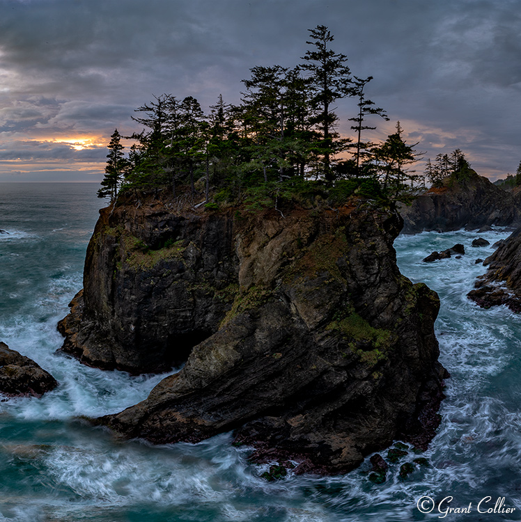 Sunset at Oregon Sea Stacks.