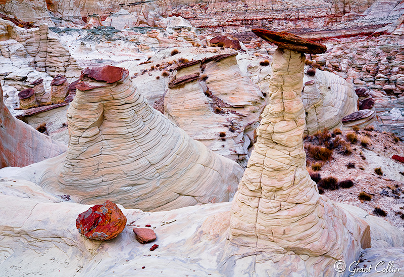 White Hoodoos, red capstones, southern Utah